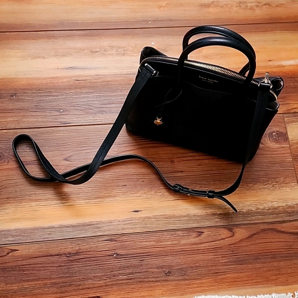 Kate Spade Bag worn once 🖤🩶